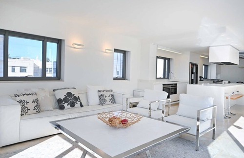 Tel Aviv Apartment | Spacious 3BR Penthouse with Pool by HolyGuest