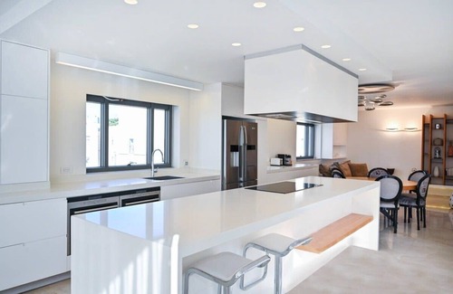 Tel Aviv Apartment | Spacious 3BR Penthouse with Pool by HolyGuest