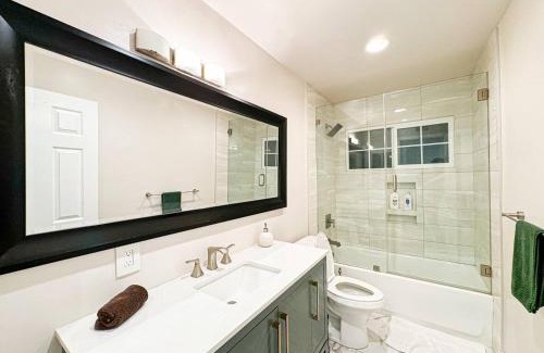 Hidden Hills House | Spacious 3BR Retreat with Private Pool - FRHH