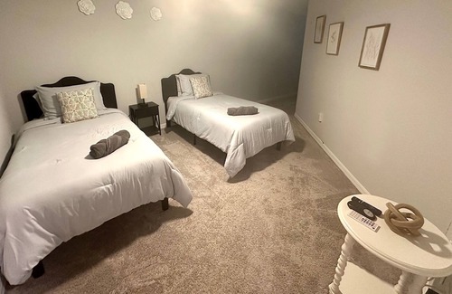 St. Cloud House | Spacious 3BR Townhouse near Disney & Attractions