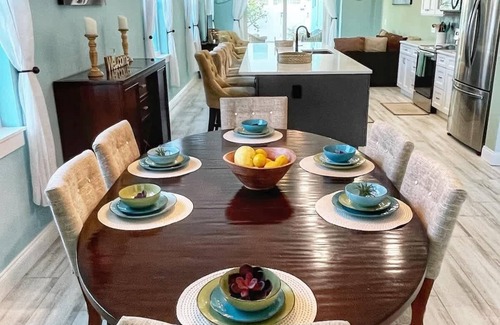 Tyler Gardens House | "Spacious 3BR w/Pool, 2-Min to Beach – Bring the Whole Family!"