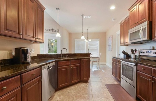 Biloxi House | Spacious 3brm, Sleeps 6, 15min- Beaches & AF Base