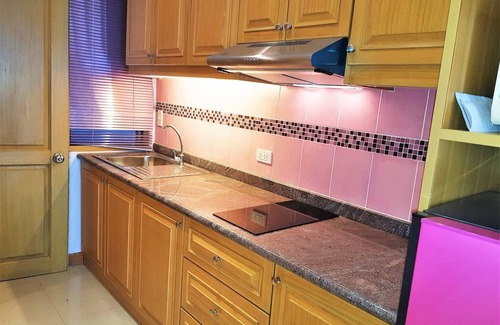 Na Kluea Apartment | Spacious 3rd floor studio at Baan Suan Lalana