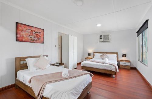 Strathmerton House | Spacious 4 Bdrms near Murray River, Pet Friendly