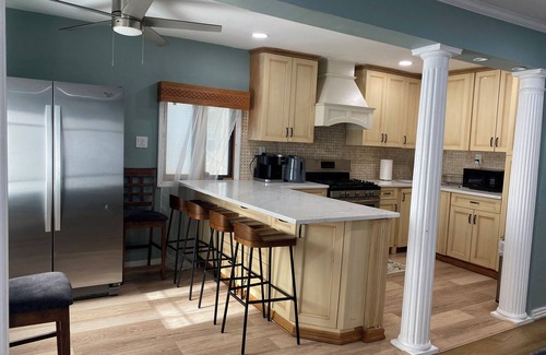 Elmont House | Spacious 4 bed & 2 bath House Near UBS Arena, JFK, and NYC