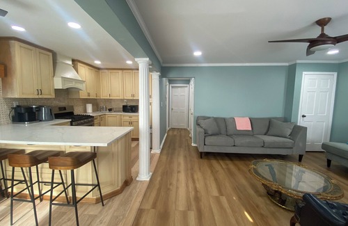 Elmont House | Spacious 4 bed & 2 bath House Near UBS Arena, JFK, and NYC