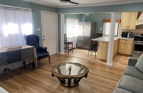 Elmont House | Spacious 4 bed & 2 bath House Near UBS Arena, JFK, and NYC