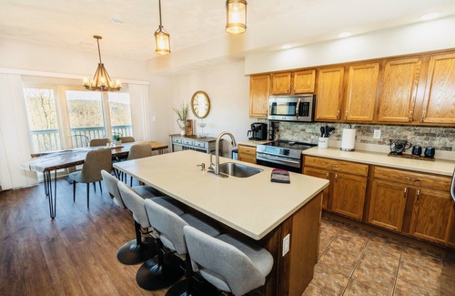 Seven Springs Condo | Spacious 4 Bed 4 Bath Condo at Seven Springs