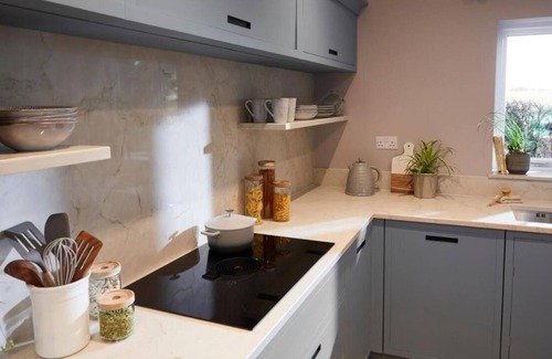 Storwood House | Spacious 4 bed family cottage in parkland setting