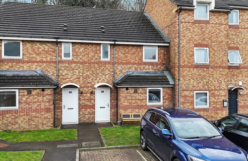 Sheffield House | Spacious 4 Bedroom House near City Centre - Free Parking & WIFI