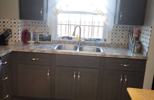 Garfield Heights House | Spacious 4-bedroom house in Garfield Hts w/workout room, wifi, patio,