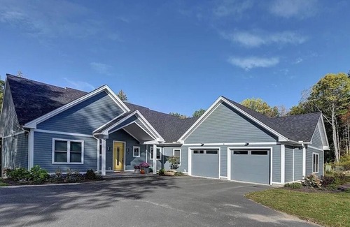 Great Barrington House | Spacious 4-bedroom house with pool access in Great Barrington