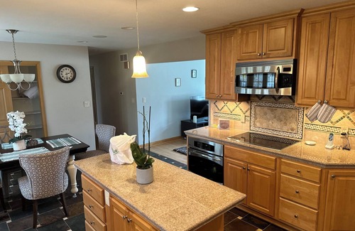 Menomonee Falls House | Spacious 4-bedroom house in terrific Menomonee Falls with WiFi, AC
