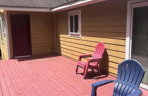 Stone Mountain House | Spacious 4-bedroom house in charming Stone Mountain with WiFi, AC