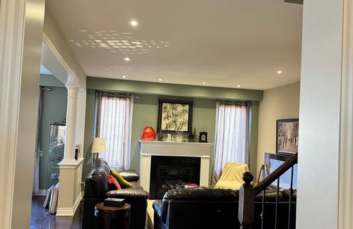 Richmond Hill House | Spacious 4-bedroom house with WiFi and AC in charming Richmond Hill