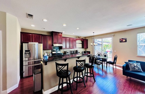 Castro Valley House | Spacious 4-bedroom house in lovely Castro Valley with WiFi