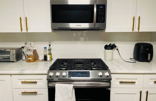 Lawrenceville House | Spacious 4-bedroom house in lovely Lawrenceville