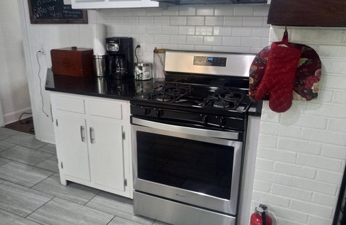 Winston - Salem House | Spacious 4-bedroom house in charming Winston-Salem with WiFi and fenced in yard.