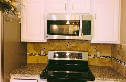 Barker House | Spacious 4 bedroom and cozy house for families