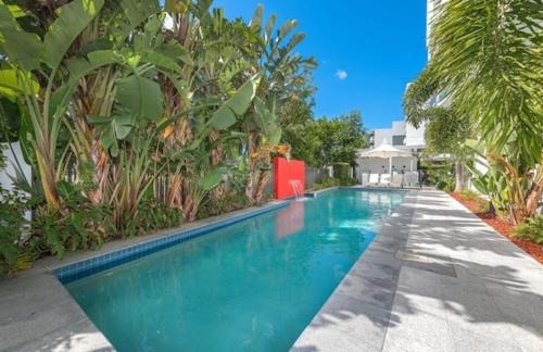 Biggera Waters Apartment | Spacious 4-Bedroom Apartment next to Harbour Town