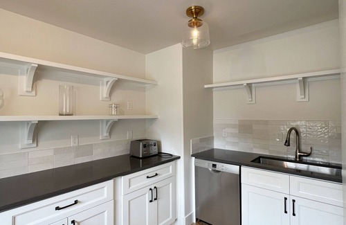 Southeast Boise House | Spacious 4-Bedroom Boho, Modern House in Boise with WiFi, Fitness Room, Hot Tub
