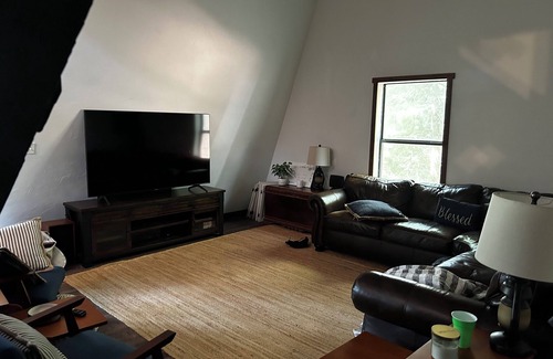 Park Hill Cabin | Spacious 4-Bedroom Cabin Near Lake Tenkiller – Sleeps 17