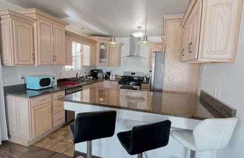 Alamosa House | Spacious 4-bedroom estate. Where luxury and convenience meets in Alamosa, Co.n