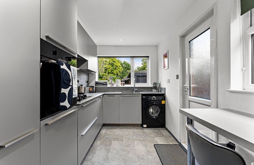 Cambridge House | Spacious 4-Bedroom Family Retreat