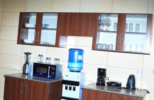 Kigali House | Spacious 4-bedroom family-friendly house in welcoming Kigali with WiFi