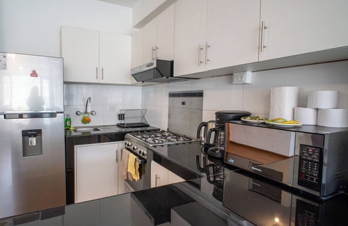 Primavera Apartment | Spacious 4 Bedroom Full Apartment, a few Minutes From the Main Square