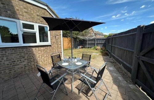 Maidenhead House | Spacious 4-Bedroom Home - Parking - Garden