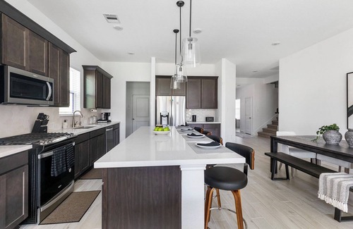 Atascocita House | Spacious 4-bedroom house with Office and Backyard in charming Atascocita