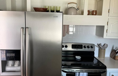 Great Bend House | Spacious 4-bedroom house in Great Bend, KS with, Backyard Deck, Ping Pong Table