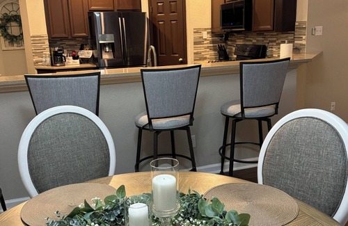 Springbrook House | Spacious 4-bedroom house in charming Pflugerville/Round Rock with WiFi, AC