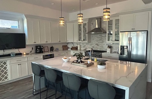 Seal Beach House | Spacious 4-bedroom house in charming Seal Beach with WiFi, AC, Pool