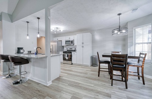 Lithonia House | Spacious 4-bedroom house in charming Stonecrest
