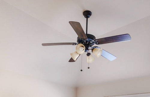 Mansfield House | Spacious 4 bedroom home full of amenities