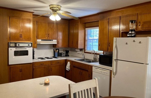 Northeast Pensacola House | Spacious 4-Bedroom Home! Fast 200 Mbps Wi-fi!