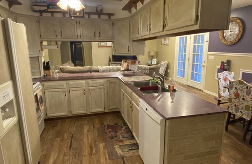 Harrison House | Spacious 4 Bedroom Home near Buffalo River and Scenic Hwy 7 Motorcycle Route