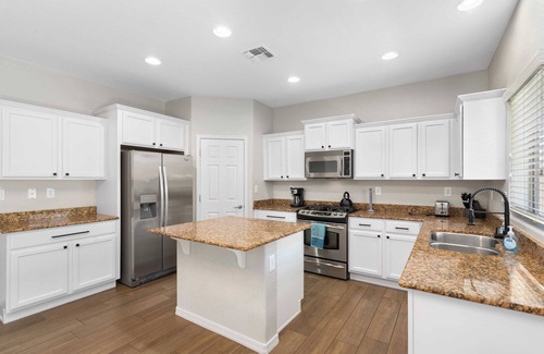 Norterra House | Spacious 4-Bedroom Home with Private Backyard Oasis in Phoenix #41706