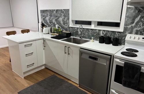 Manurewa House | Spacious 4 bedroom House in Manukau