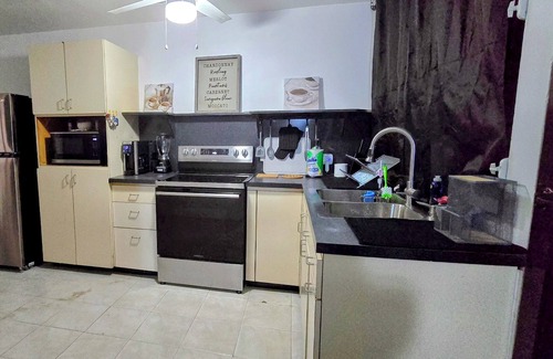 Mata de Platano House | Spacious 4-bedroom house close to the beautiful Luquillo beach. Bring the family