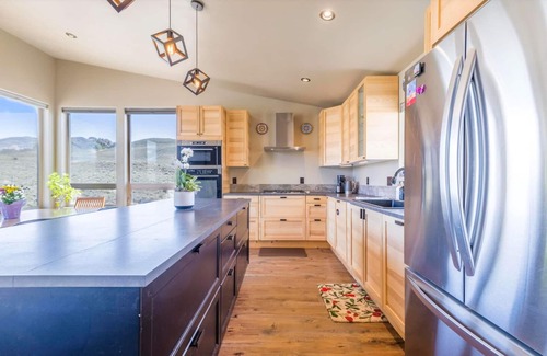 Gunnison House | Spacious 4-bedroom house in lovely Gunnison-Pet and Family friendly