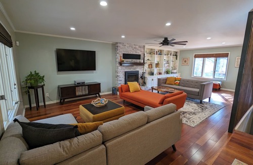 Sunset Hills House | Spacious 4-bedroom house centrally located in Lawrence