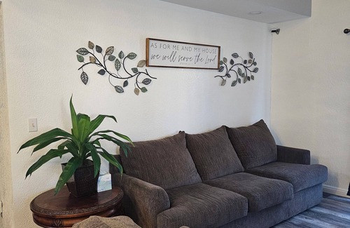 Stockton House | Spacious 4-bedroom house with AC, WiFi in enjoyable Stockton