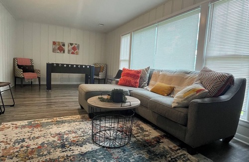 Cullman House | Spacious 4-bedroom house in Cullman, AL with AC, WiFi