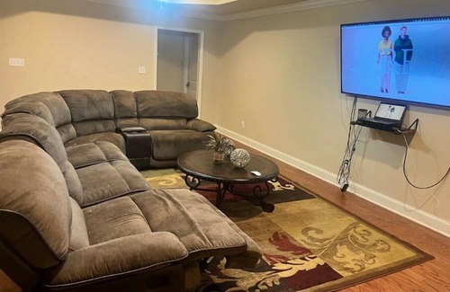 Harvest House | Spacious 4 bedroom house