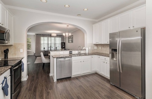 Northwest Raleigh House | Spacious 4-bedroom house with in Raleigh Minutes from Airport