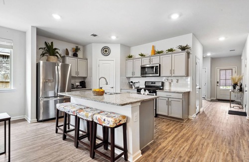 Slidell House | Spacious 4-bedroom house with AC and WiFi in charming Slidell