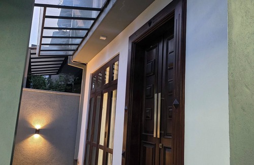 Kaduwela House | Spacious 4-bedroom house in peaceful Malabe with Roof Terrace
